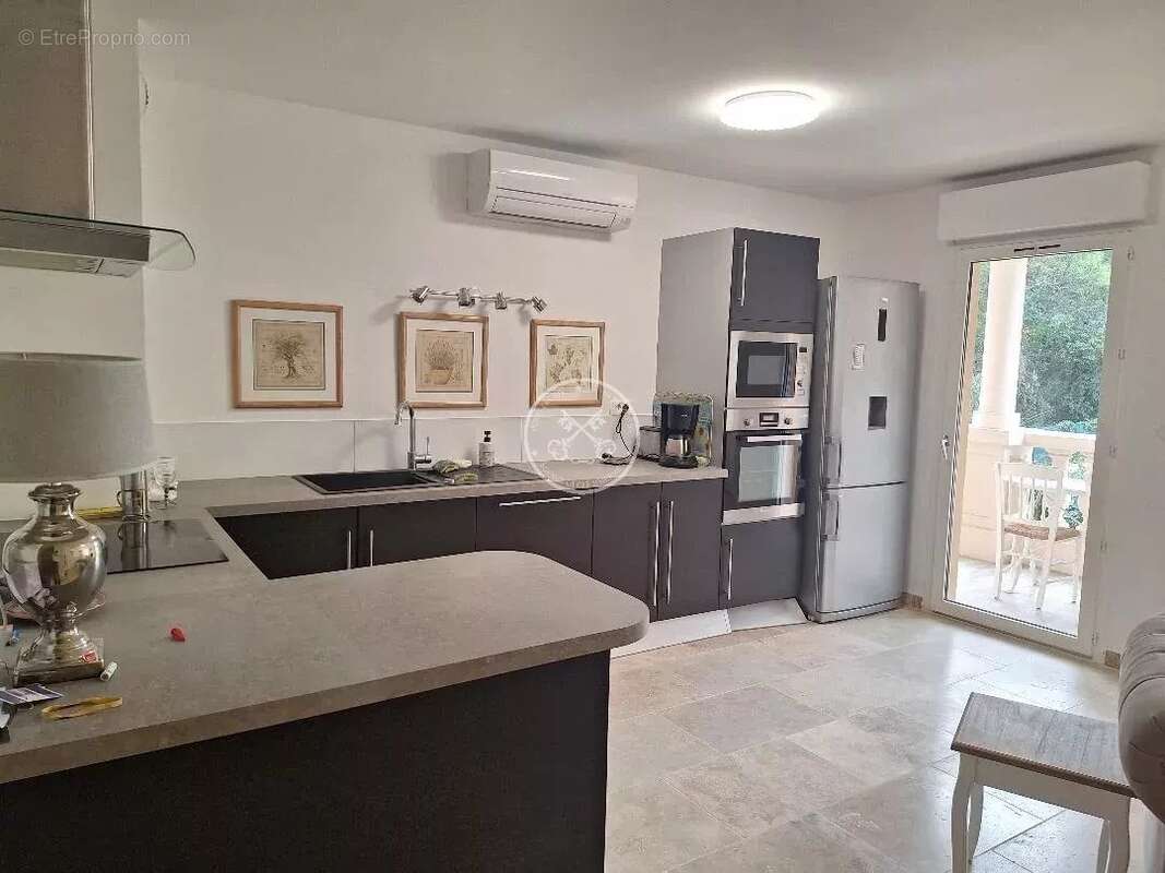 Appartement à FREJUS
