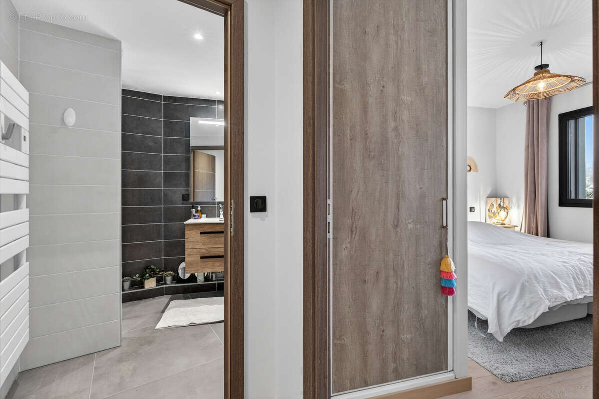 Appartement à AIX-LES-BAINS