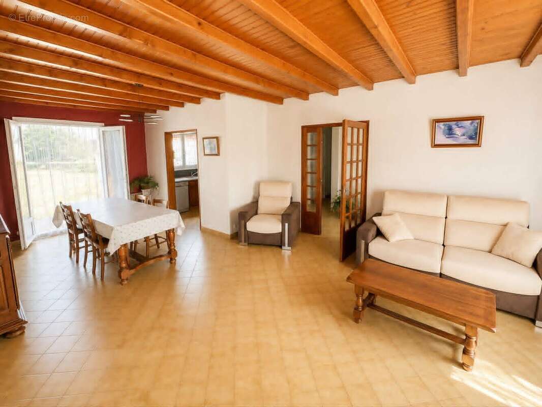 Maison 98 m² à Sieurac  - photo 4