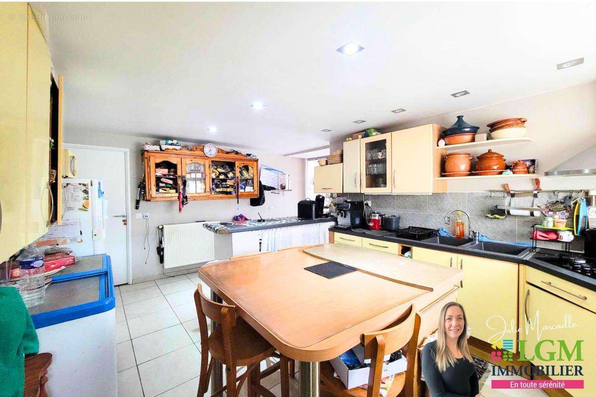 Maison à DOUCHY-LES-MINES