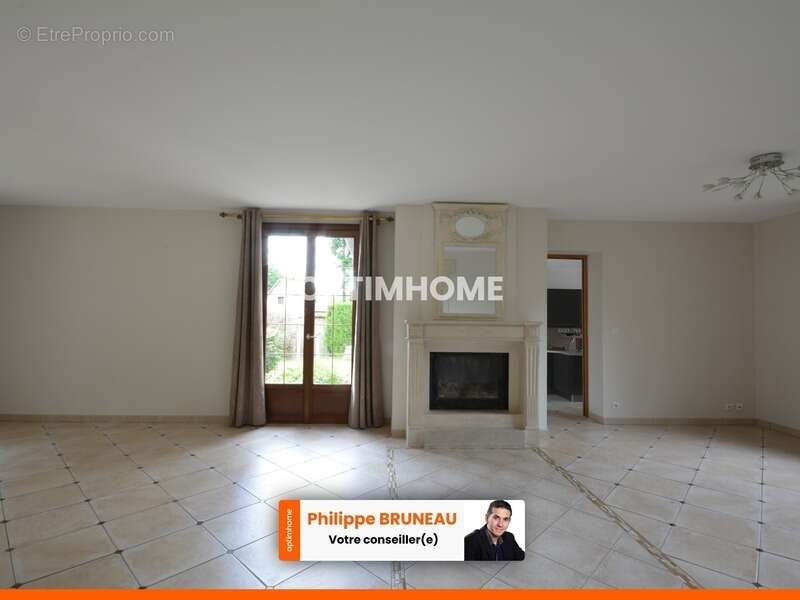 Maison à SYLVAINS-LES-MOULINS