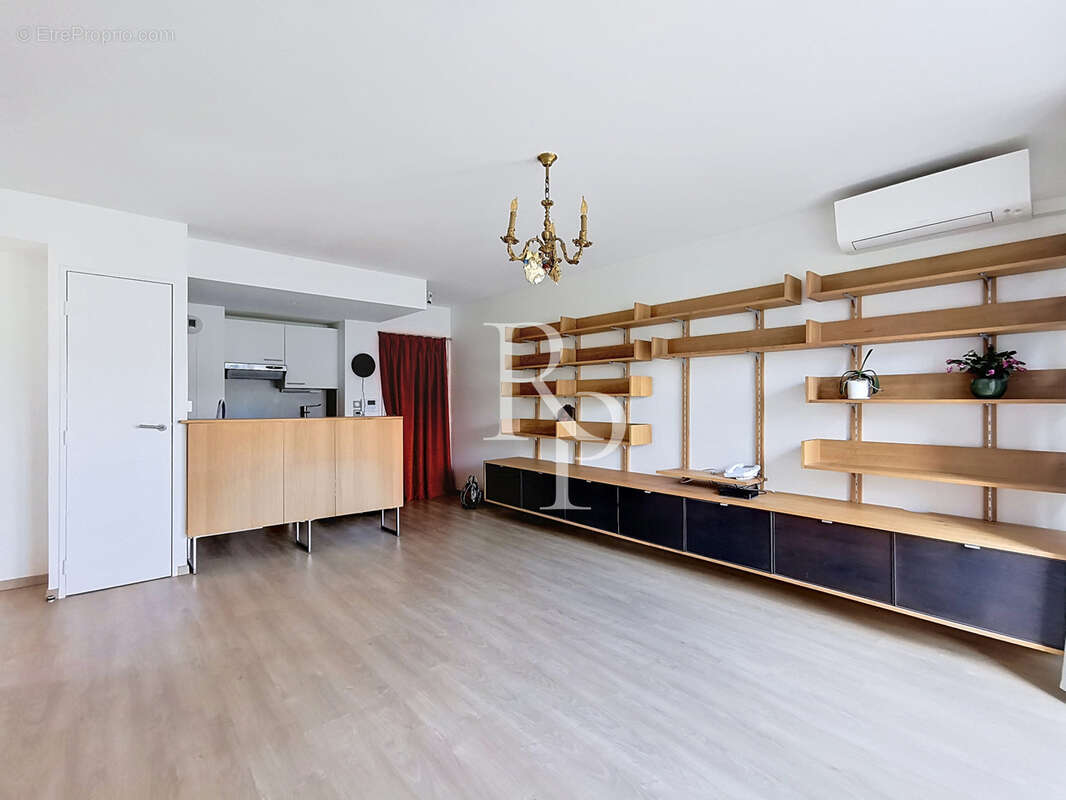 Appartement à TASSIN-LA-DEMI-LUNE