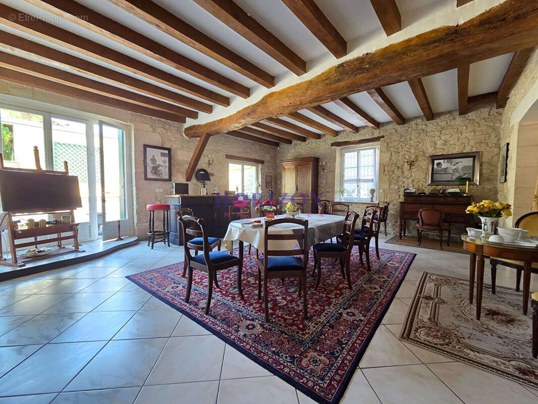 Maison à VILLERS-SOUS-SAINT-LEU