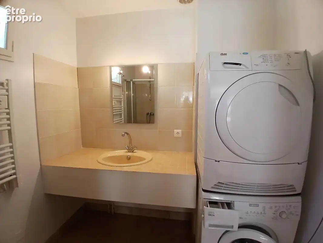 Propriété de 5 chambres située à la lisière du village, offrant de jolies vues. - photo 15