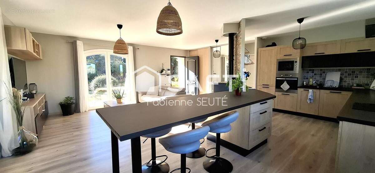 Photo 5 - Maison à JONQUERETTES