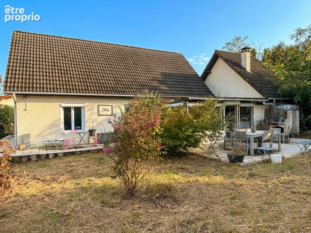 Maison à VILLEFONTAINE