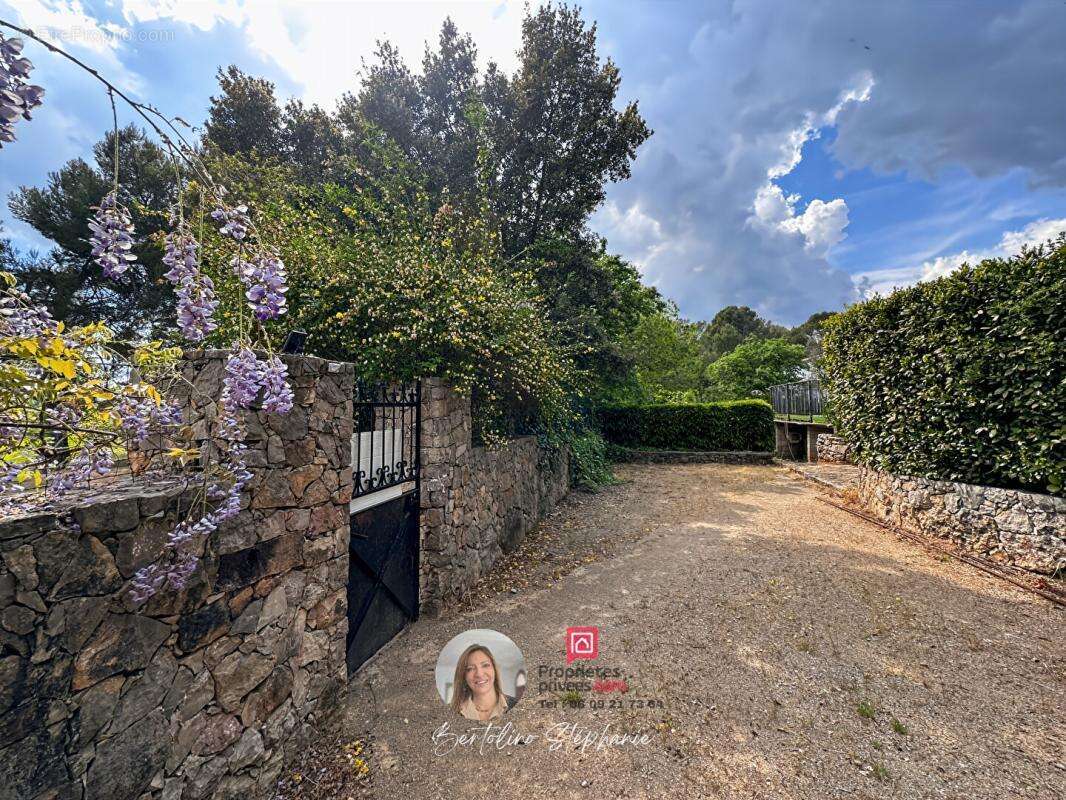 Maison plain-pied -  piscine - 1500 m2 de terrain - photo 10