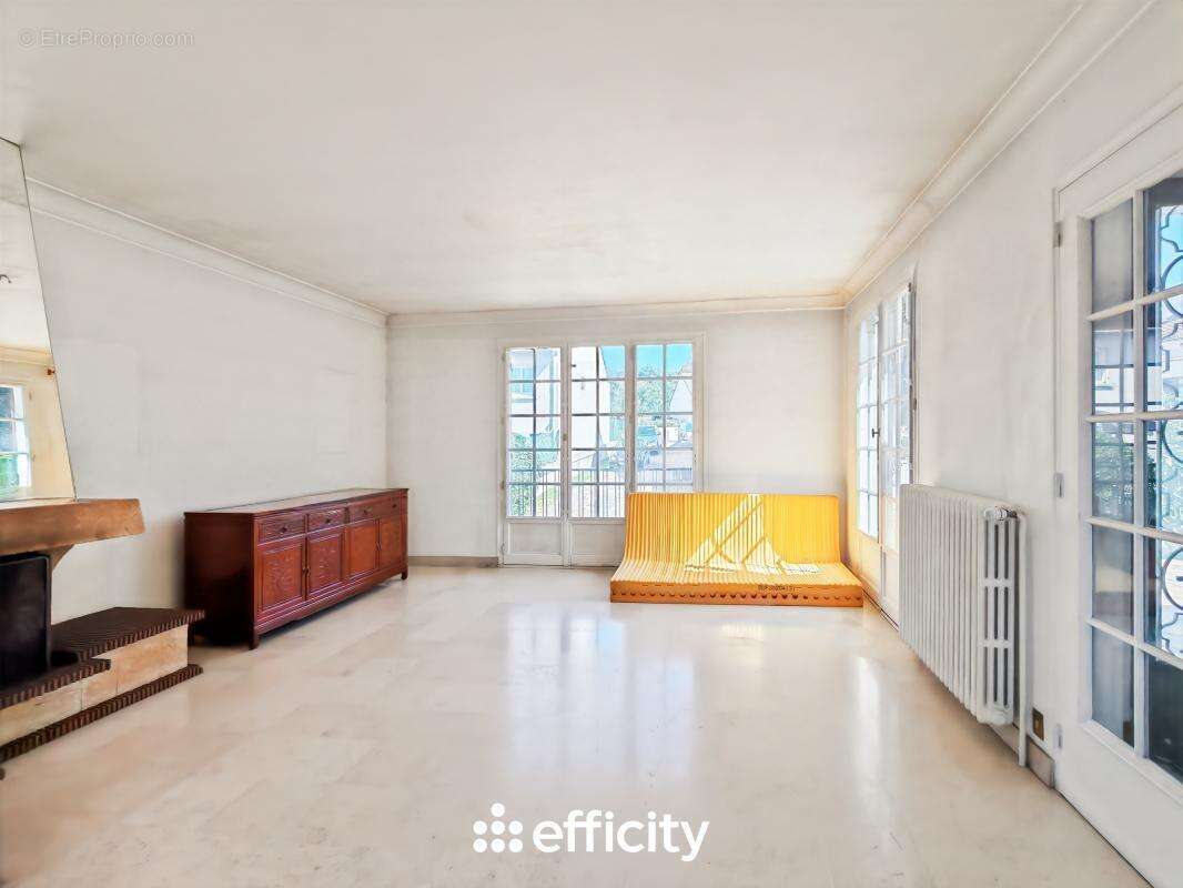 Maison à EMERAINVILLE