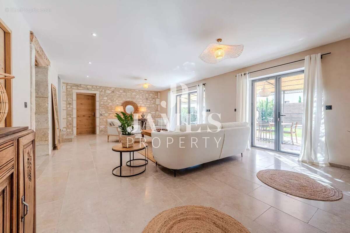 Maison à SAINT-REMY-DE-PROVENCE