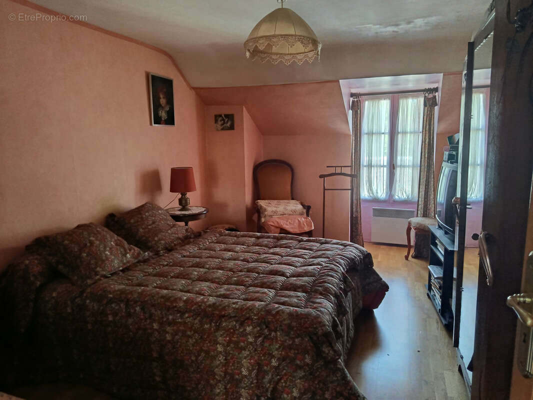 Maison à BENGY-SUR-CRAON