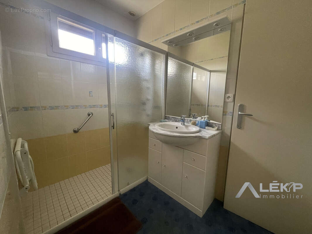 Maison à ROCHETREJOUX