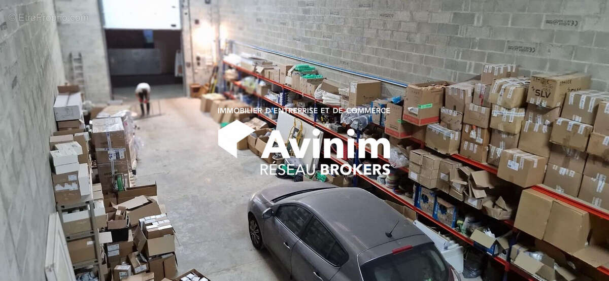 Commerce à NEUILLY-EN-THELLE