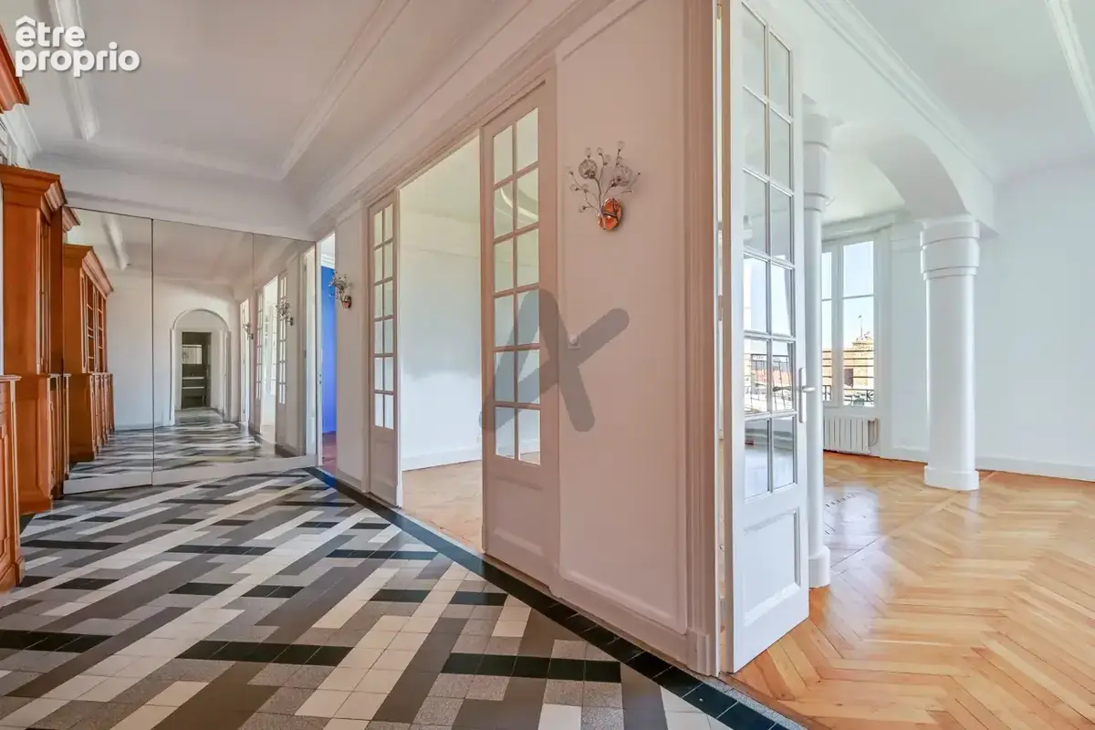 LYON 7e SAINT LOUIS.Appartement familial avec balcon et stationnement - photo 9