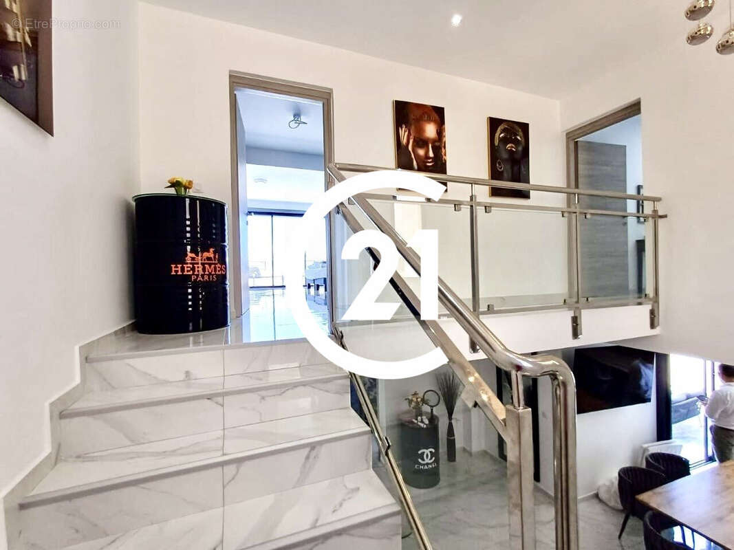 Maison à SCHOELCHER