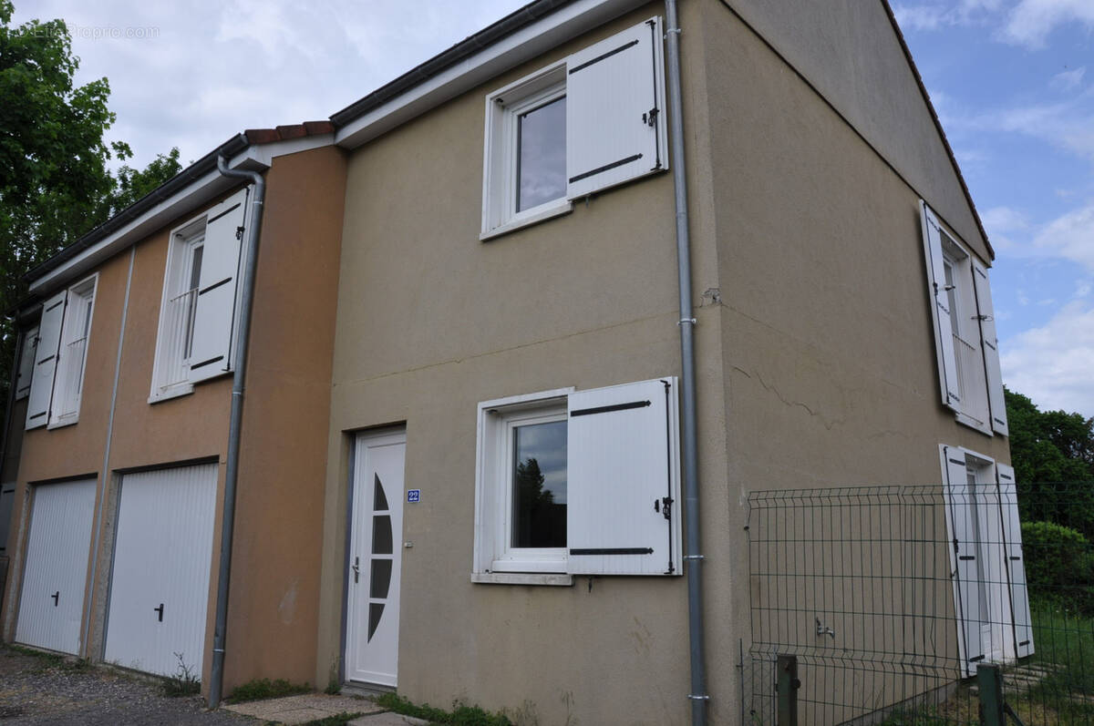 Maison à SAINT-GERAND-LE-PUY