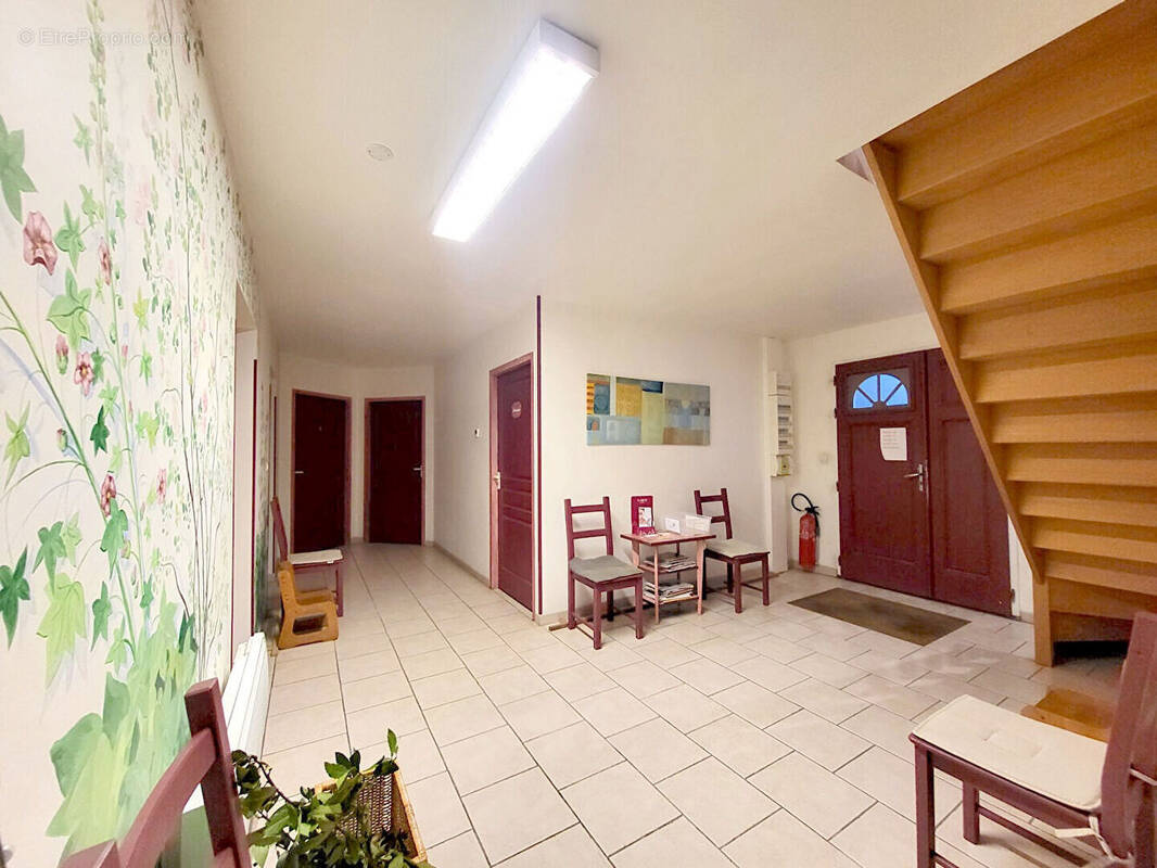 Commerce à DONNEMARIE-DONTILLY