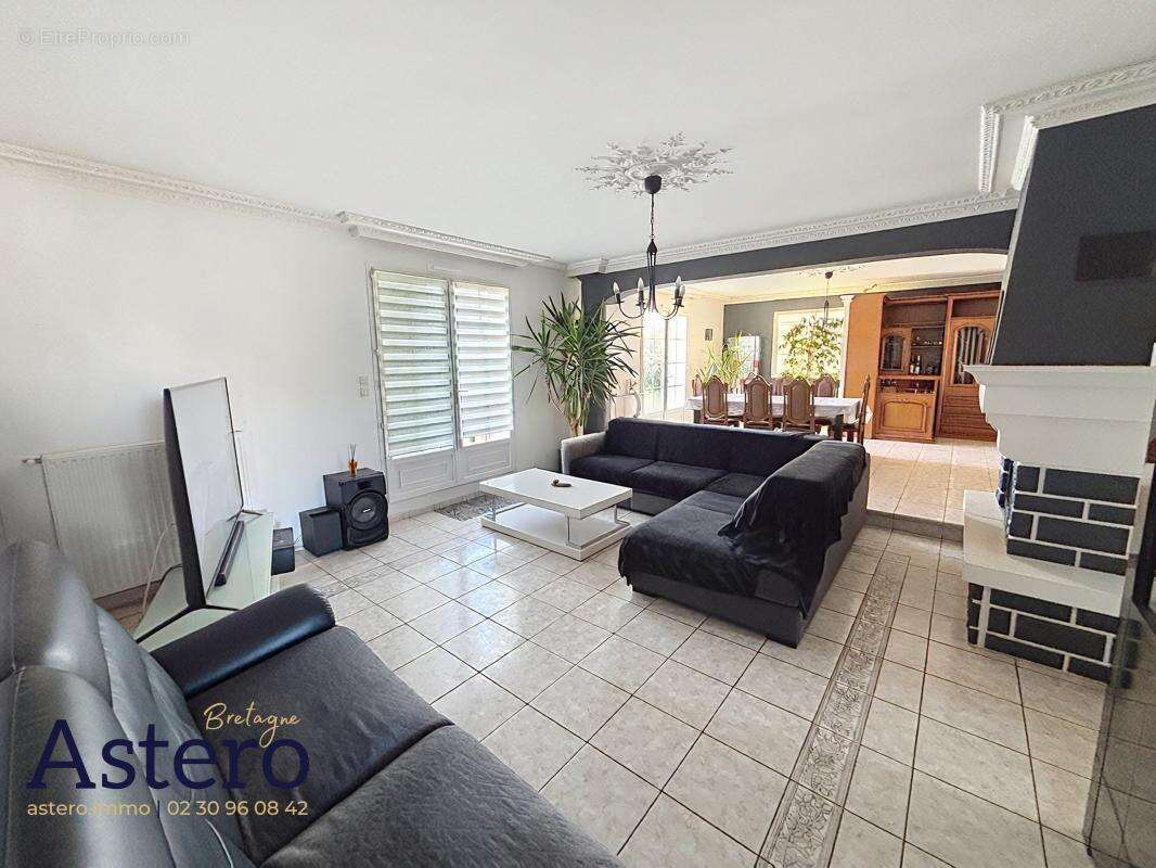 Maison T7 200m2 Acigné - photo 2