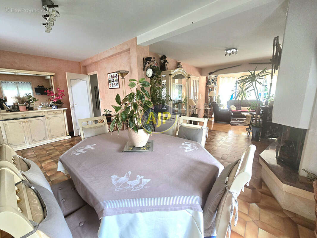 Maison Plesse 6 pièces 135.93 m2 - photo 3