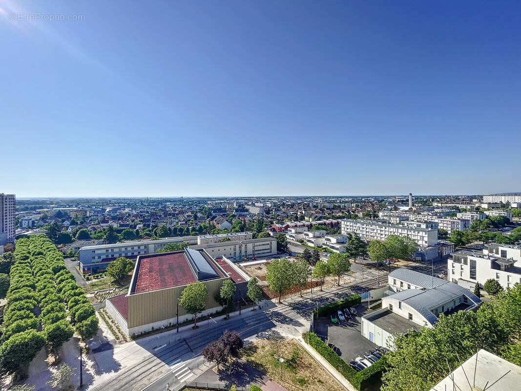 Appartement à CHENOVE