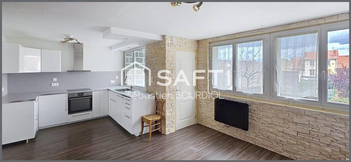 Photo 1 - Appartement à CLERMONT-FERRAND