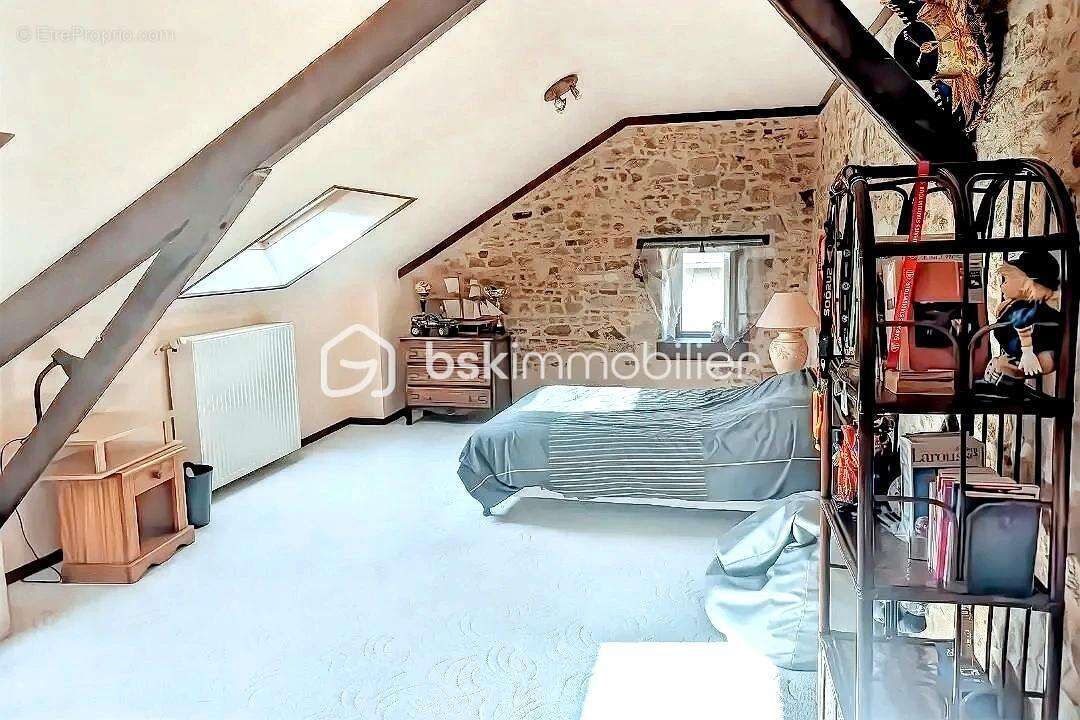 PROPRIETE BOURGEOISE du XVIIe siècle au cachet exceptionnel ! - photo 8