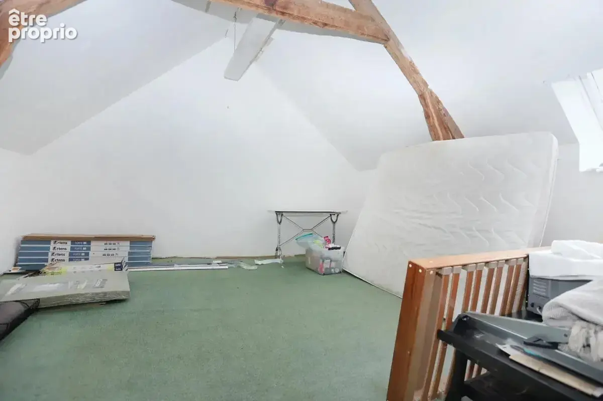 Maison de 9 pièces de 183 m² à Saint-Aubin-du-Cormier - photo 11