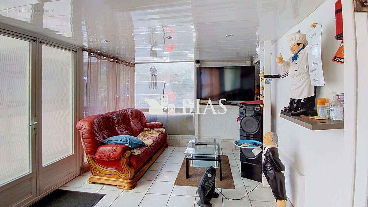 Maison 159 m² à Saint-Ouen-De-Thouberville  - photo 6