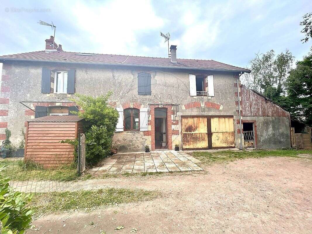 Maison à IMPHY