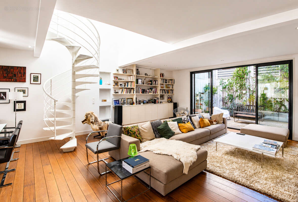Appartement à BORDEAUX