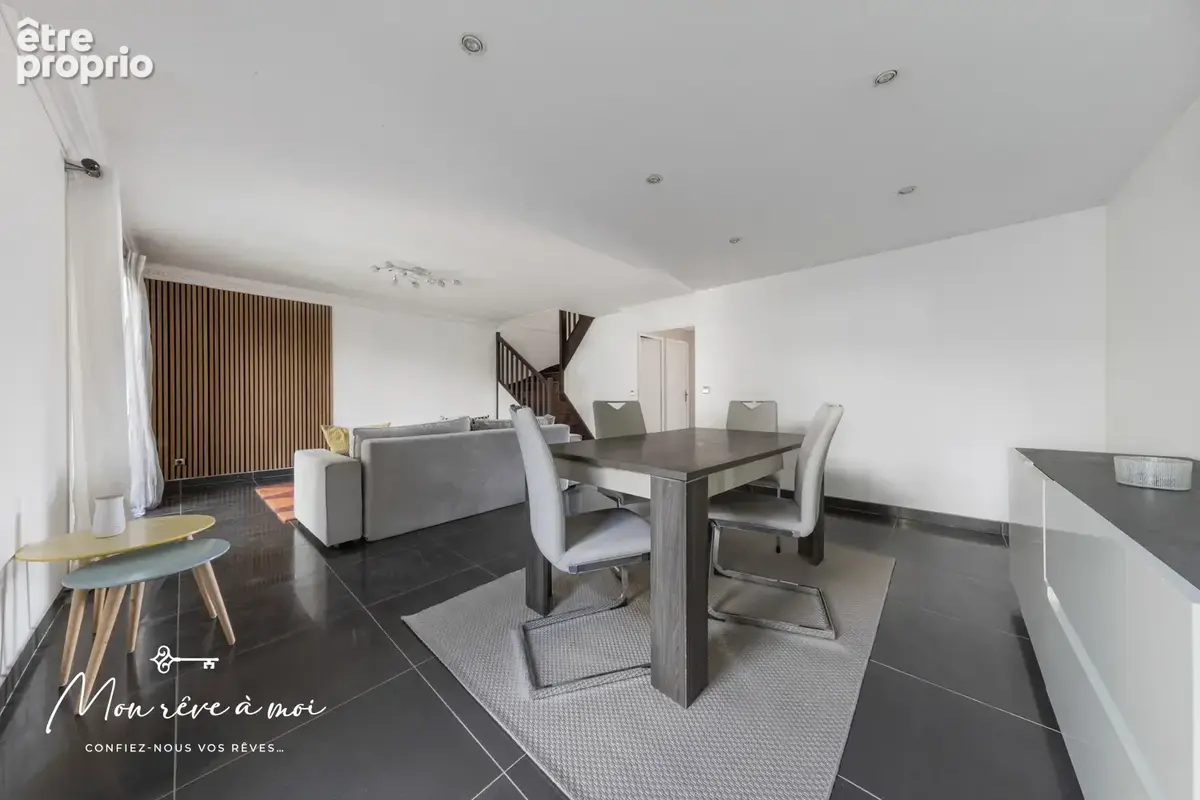 Maison au calme de 5 pièces de 107m2, avec jardin et parkings - photo 5