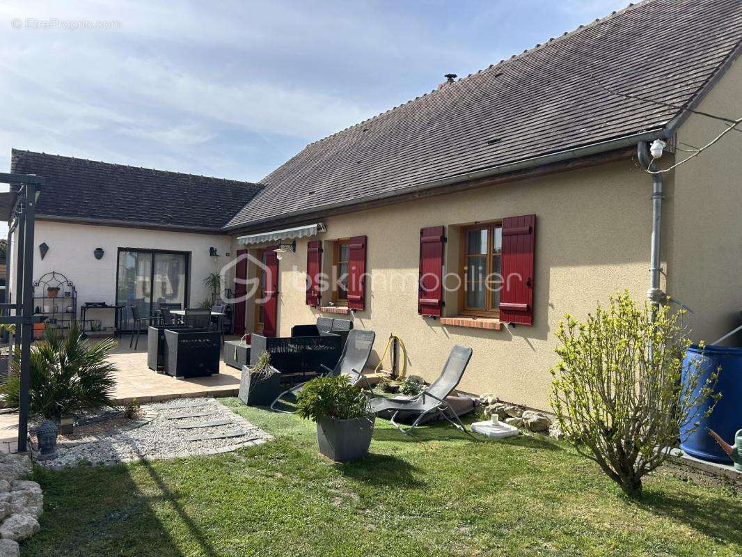 Maison à HUISSEAU-SUR-COSSON