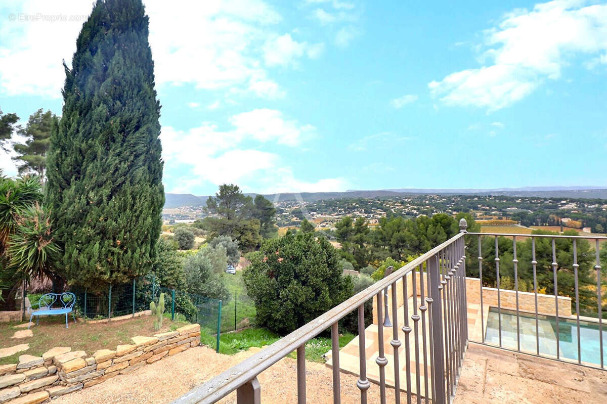 Maison à LA CADIERE-D&#039;AZUR