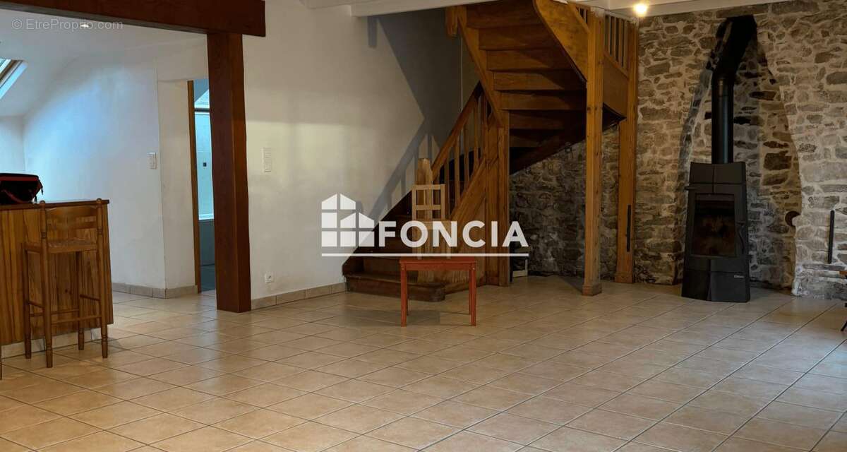 Maison à SAINT-LYPHARD