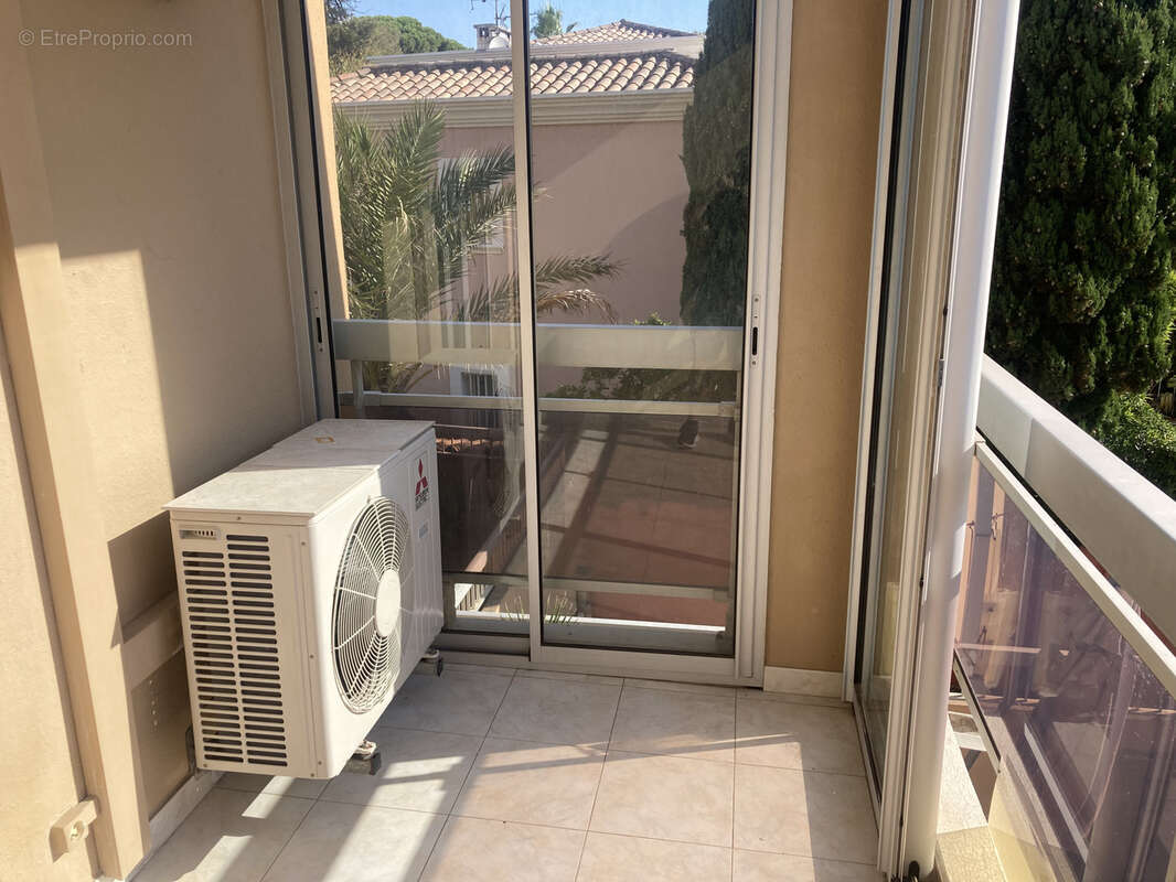 Appartement à HYERES