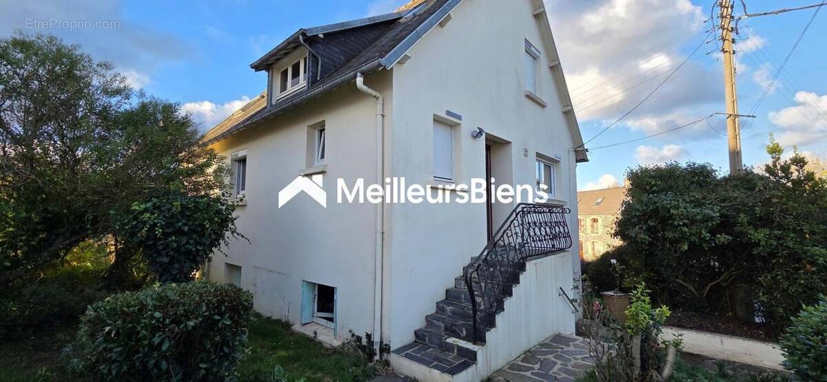 Maison à PLESTIN-LES-GREVES