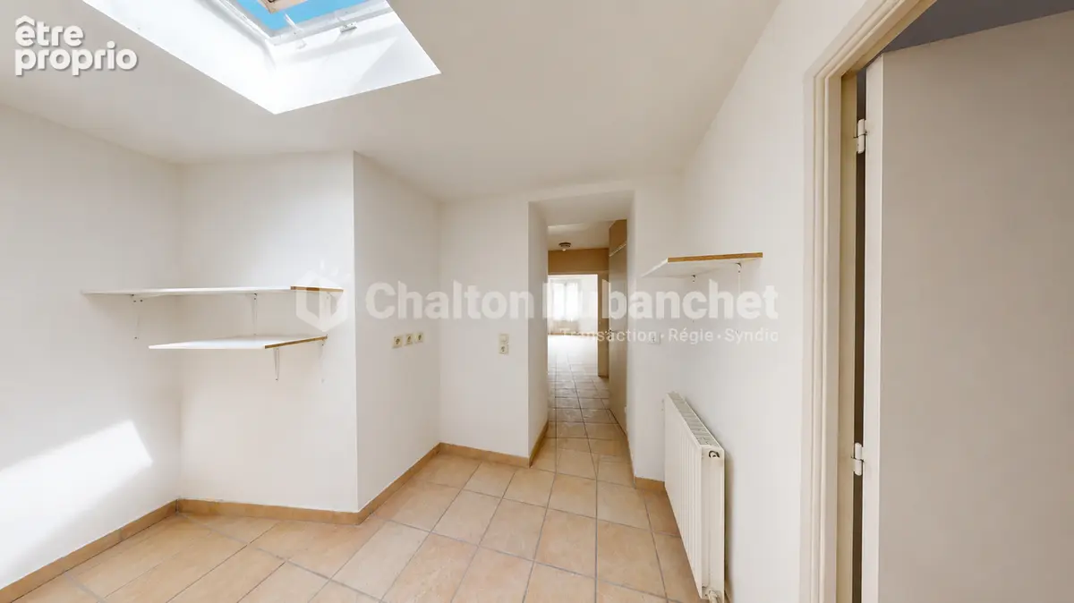 Maison de Ville - Immeuble - MABLY BOURG - photo 5