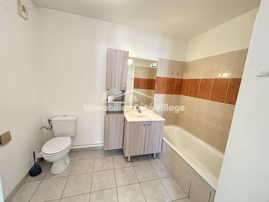 Appartement de type deux pièces avec terrasse et 2 parkings - photo 6