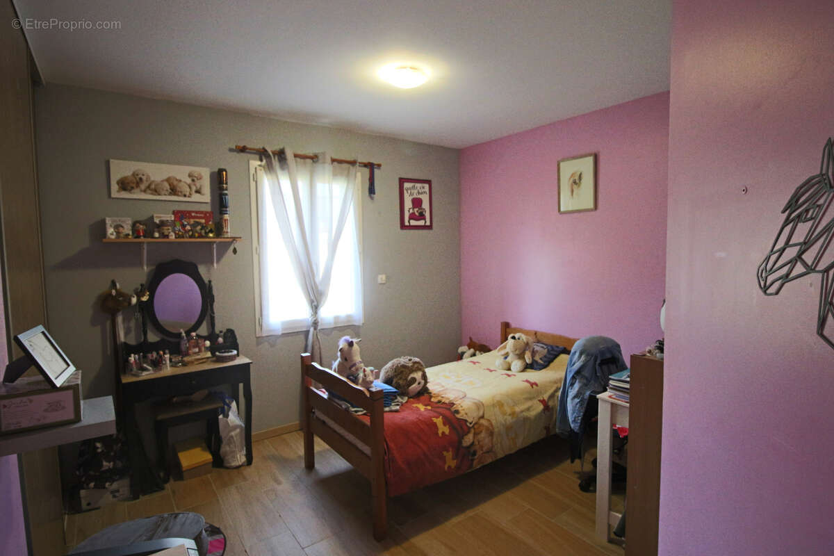 Maison à PUY-L&#039;EVEQUE