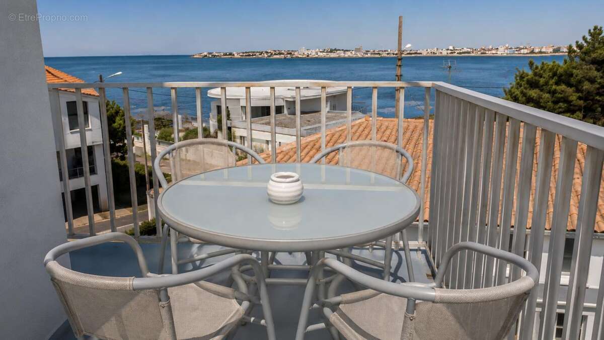 Vu mer panoramique ? Appartement T2 avec terrasse, parking et cave - photo 3