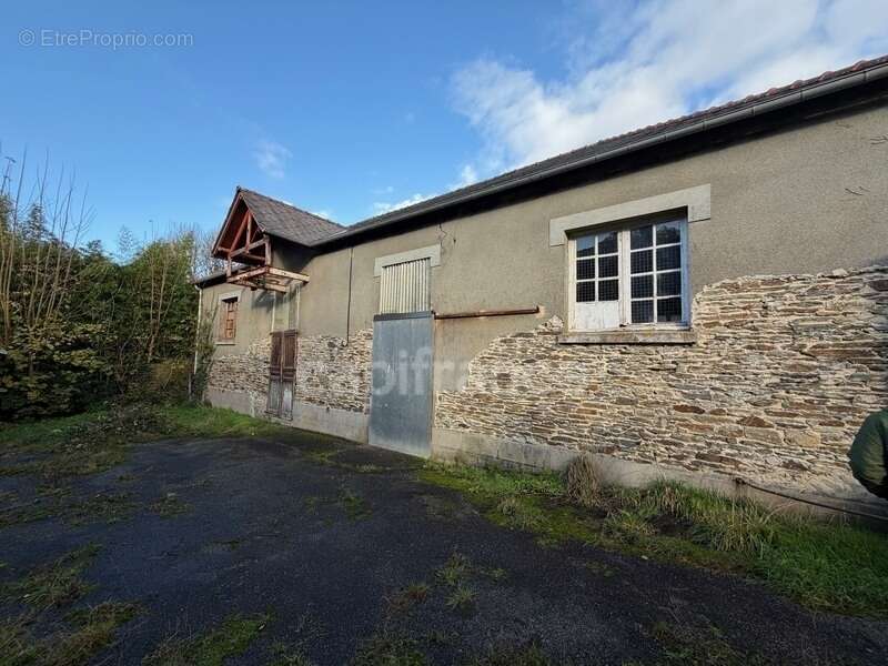 Maison à CARHAIX-PLOUGUER