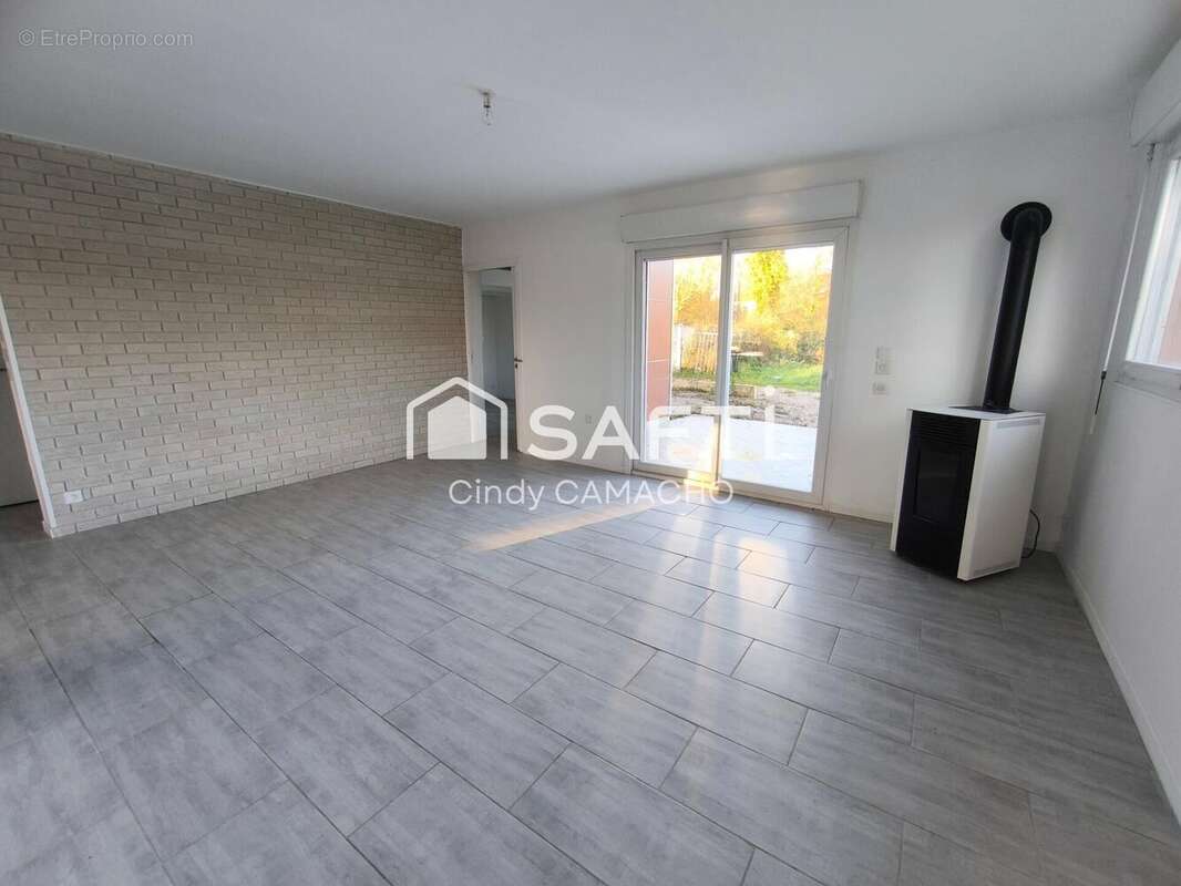 Photo 6 - Maison à PICQUIGNY