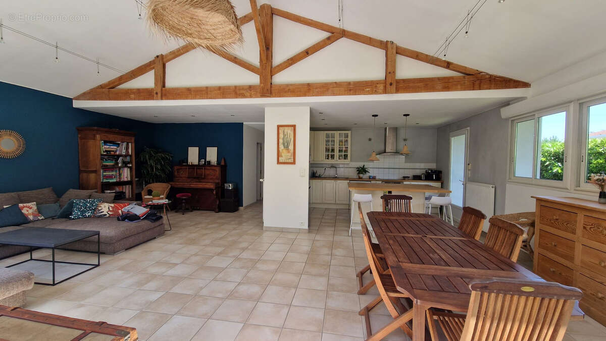 Maison à PESSAC