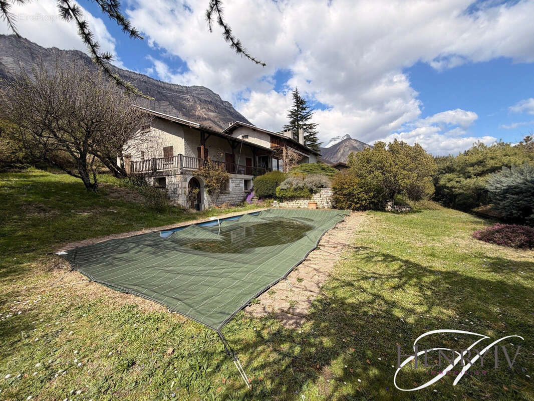 Maison à SAINT-ISMIER