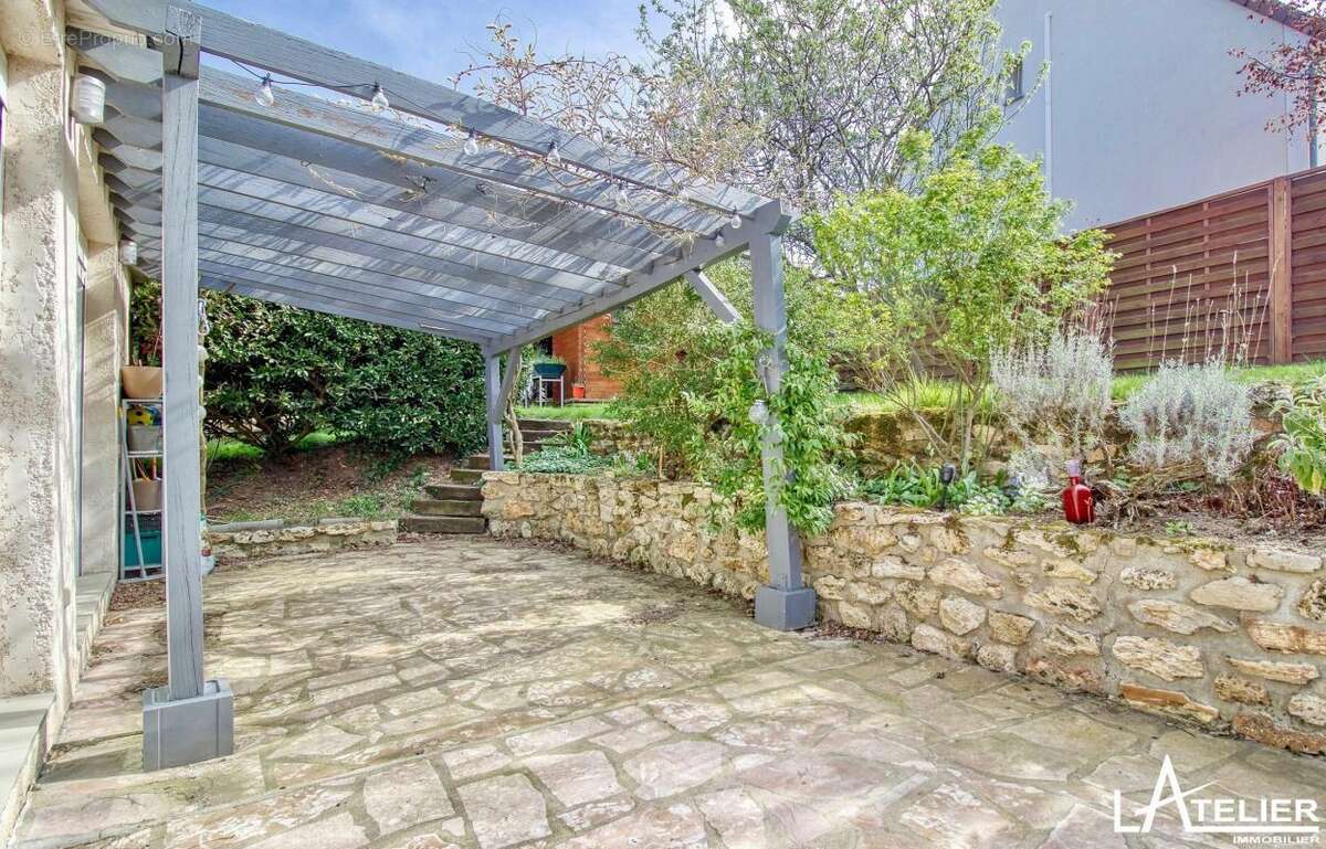 Maison à MAREIL-MARLY