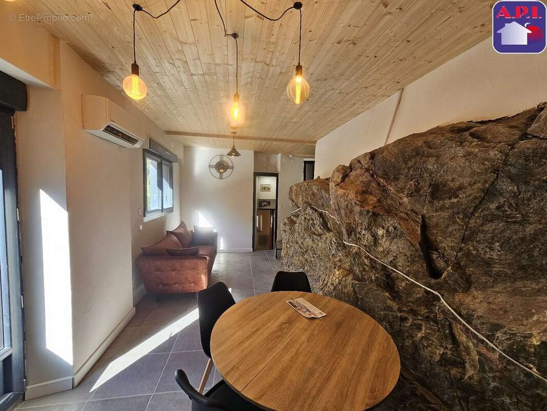 Appartement à AX-LES-THERMES