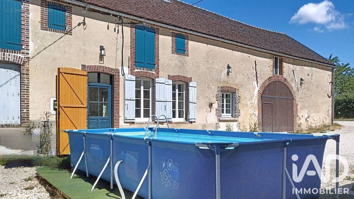 Photo 1 - Maison à LES ORMES