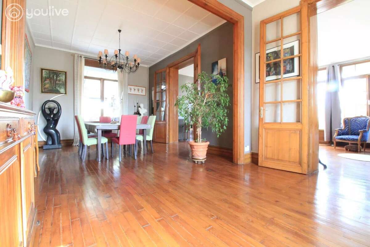 Maison d'ingénieur  de 220 m² habitable sur un beau terrain de  1154 m² - photo 6