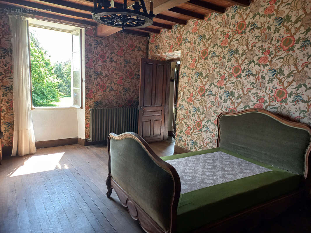 Maison à TRIE-SUR-BAISE