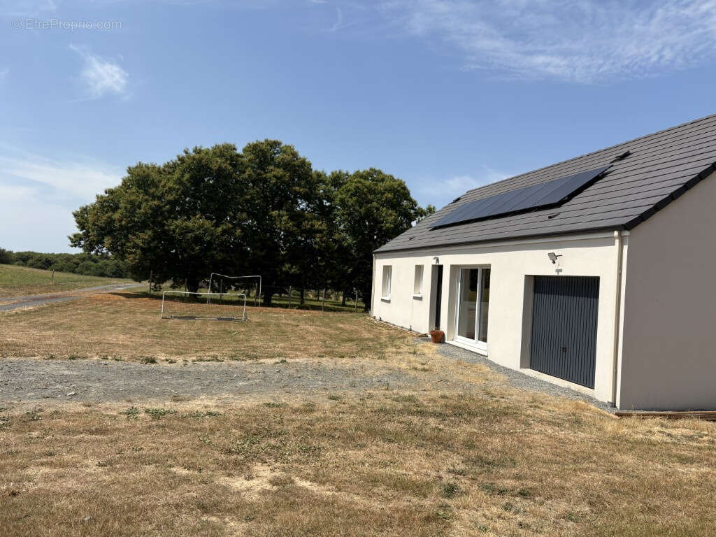 Maison à TROCHE