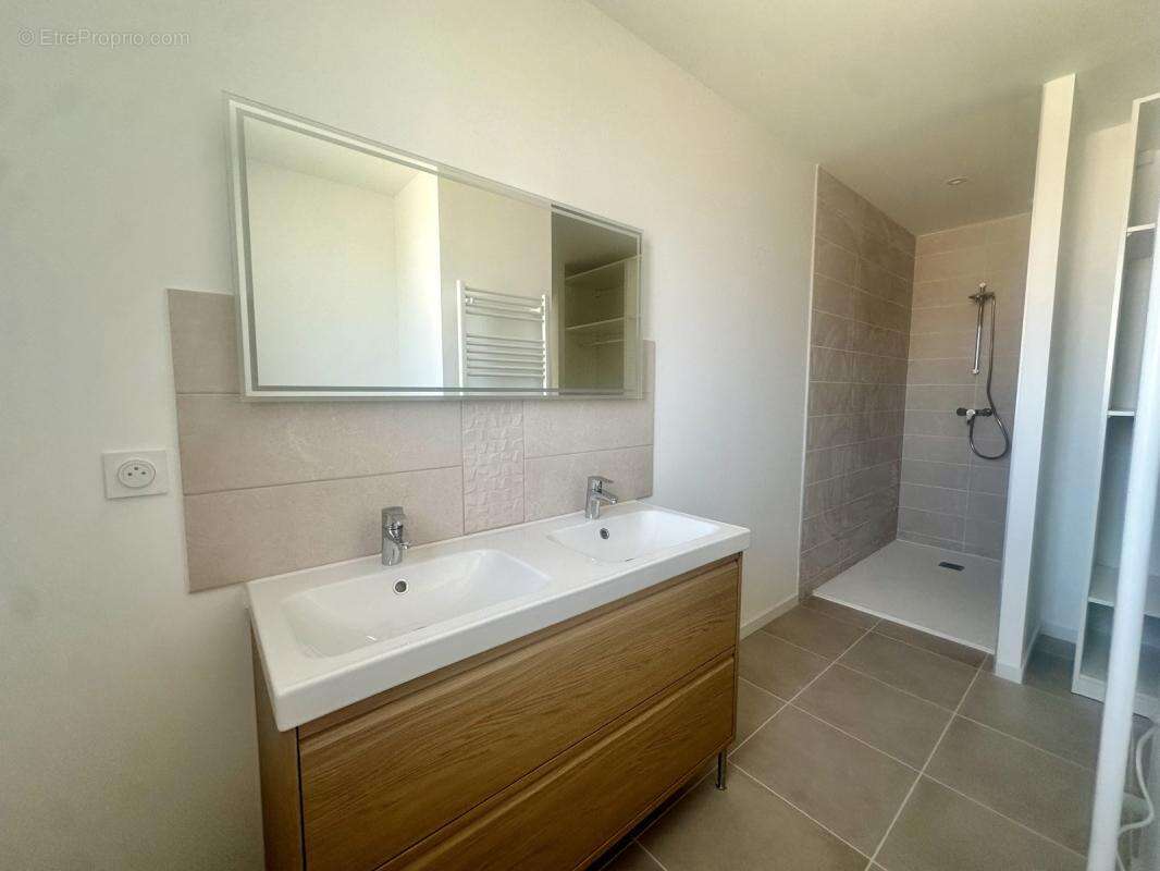 Maison neuve T4 110m² — Saint-Caprais, prestations de qualité au calme - photo 10